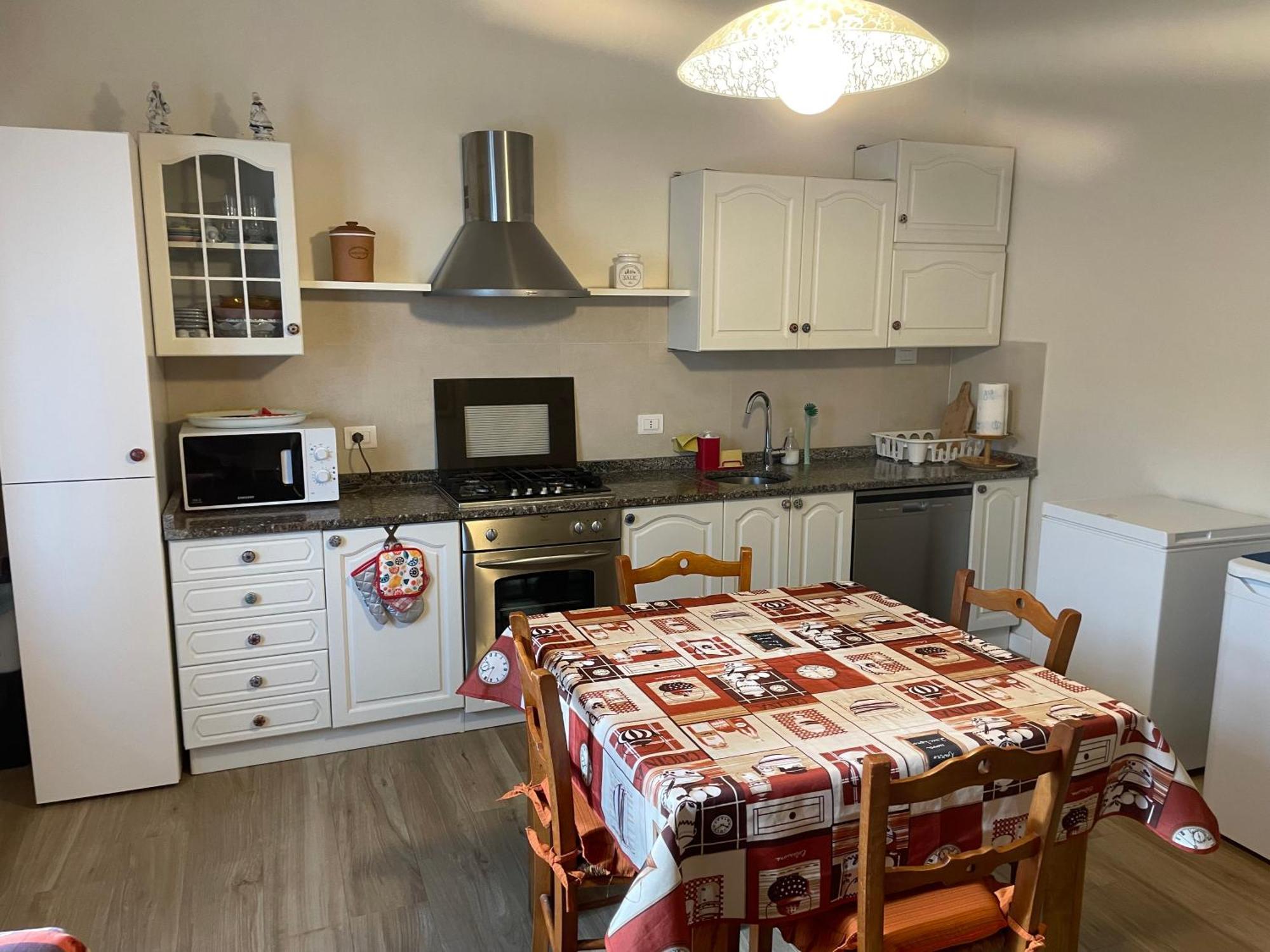 Casa Vacanze “Bouganville” Loc Avane Pisa Vecchiano Exteriör bild