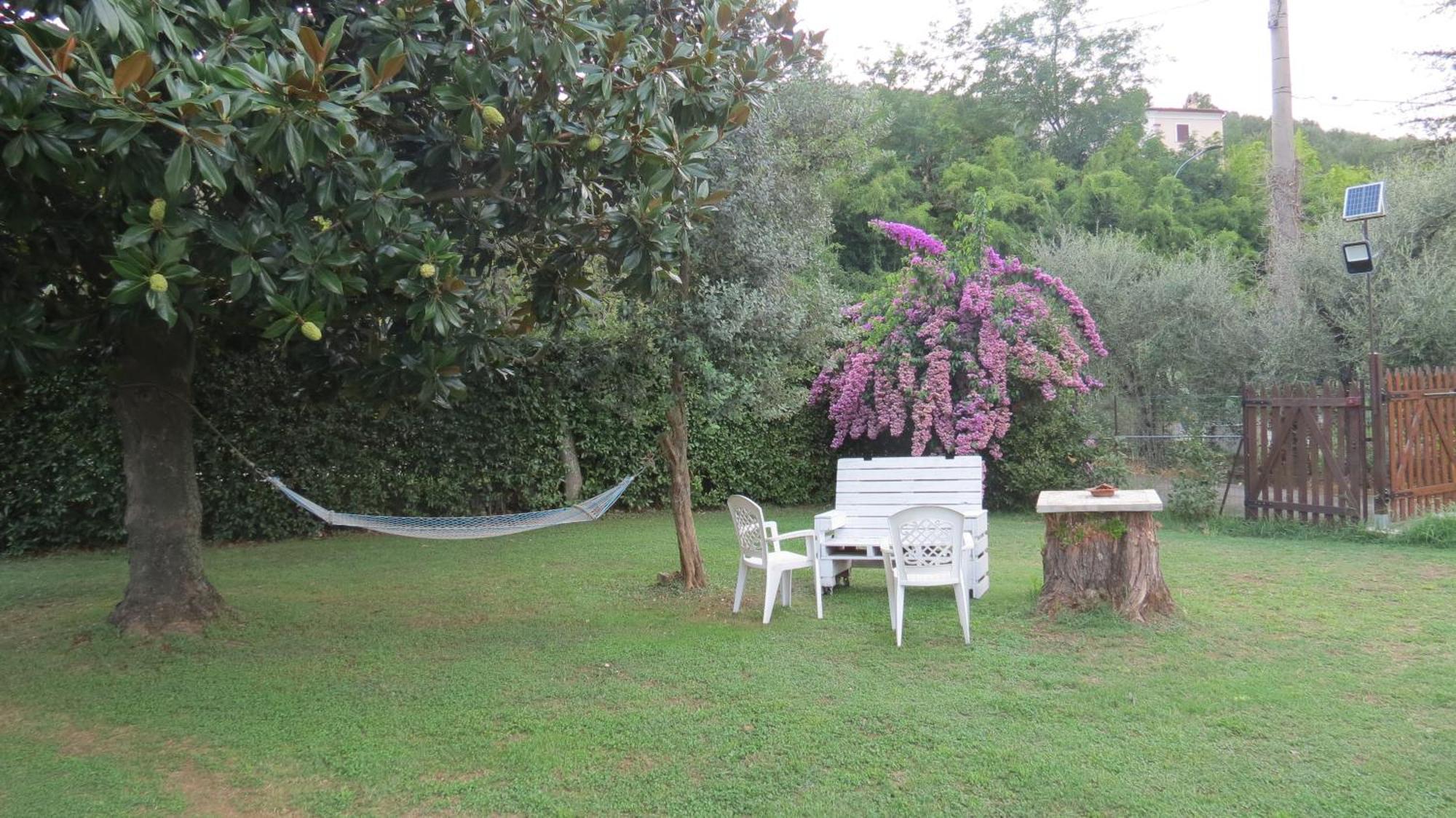 Casa Vacanze “Bouganville” Loc Avane Pisa Vecchiano Exteriör bild